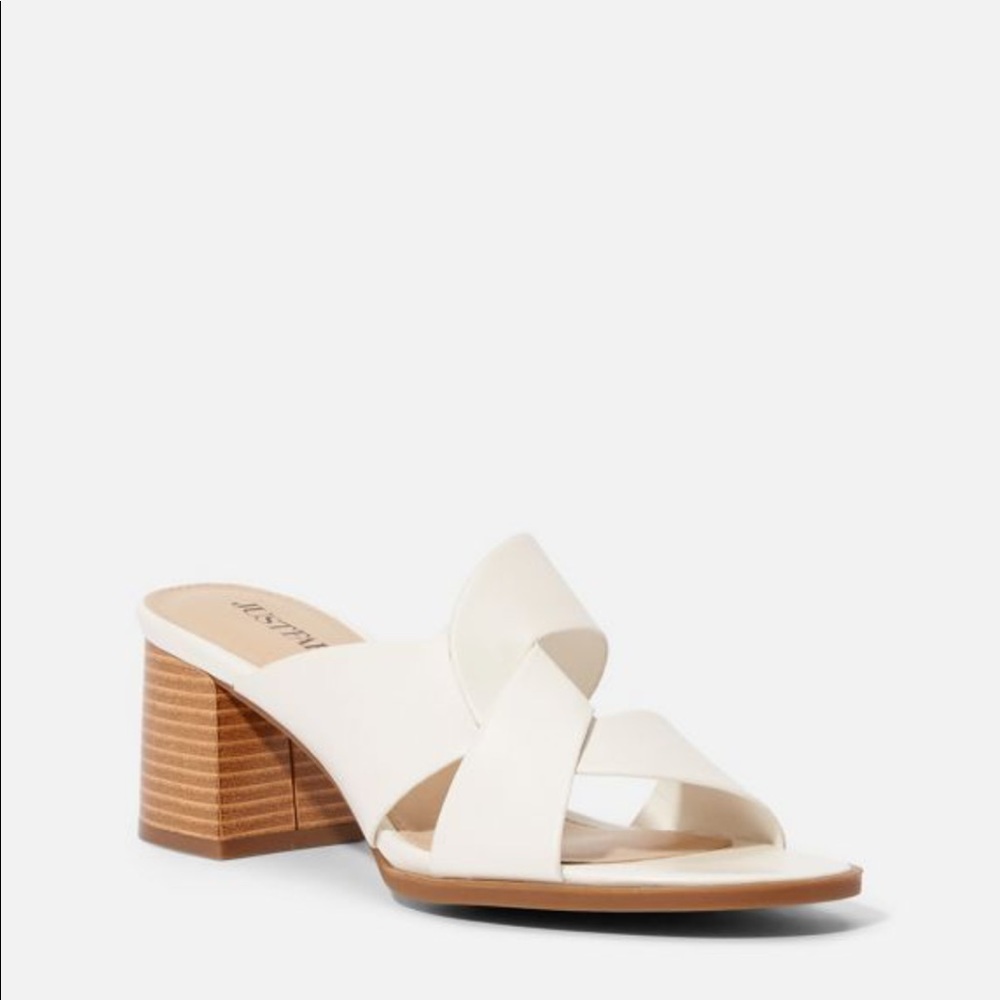 Block heeled sandal